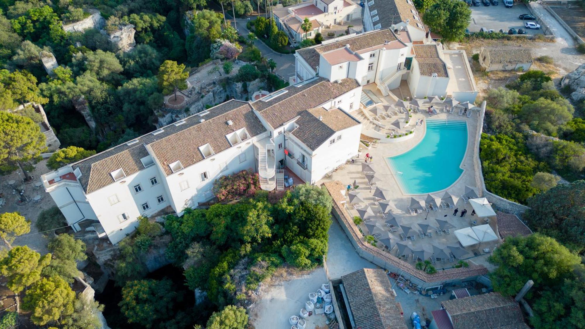 Grand Hotel Villa Politi Syracuse Bagian luar foto