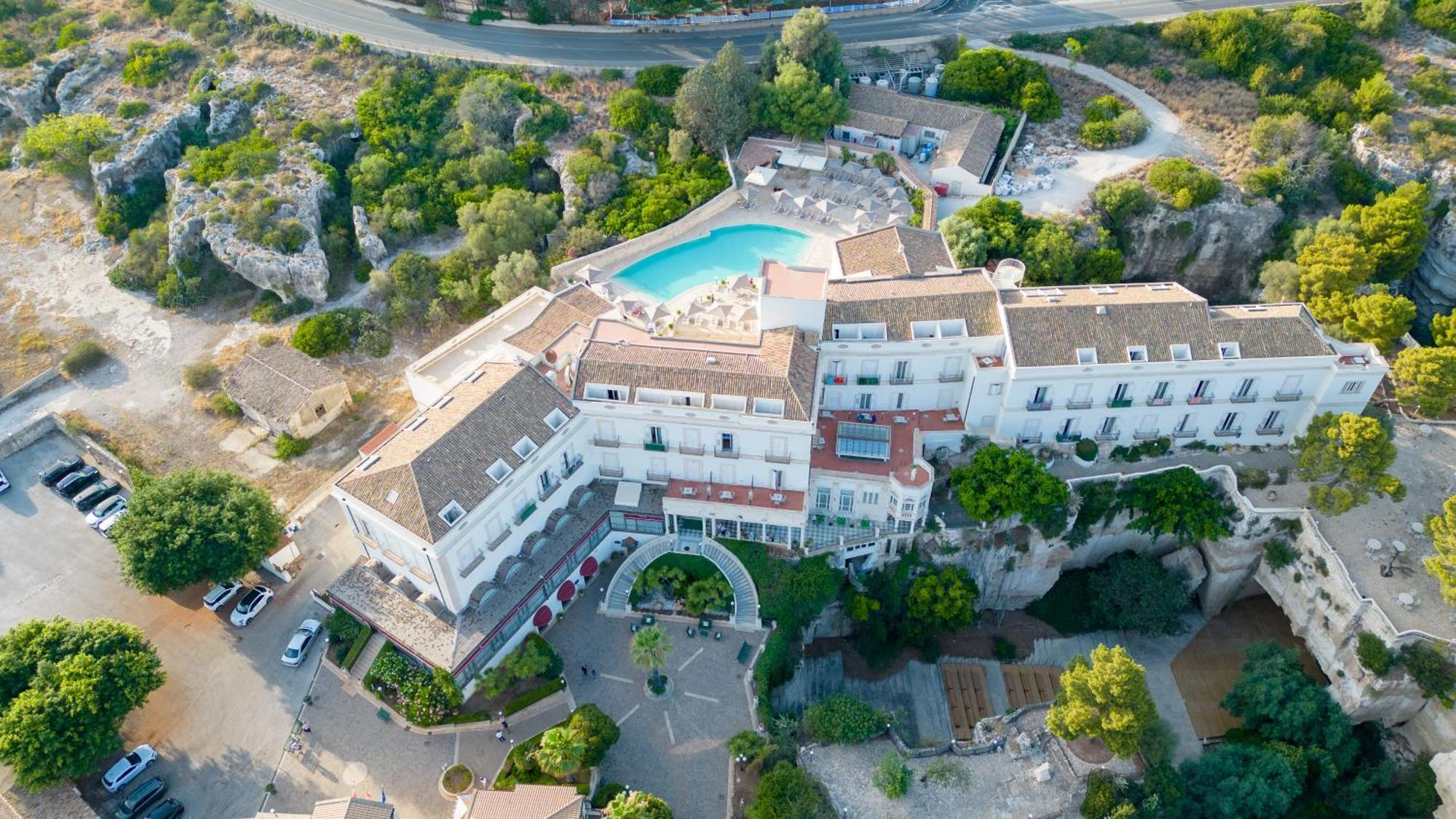 Grand Hotel Villa Politi Syracuse Bagian luar foto